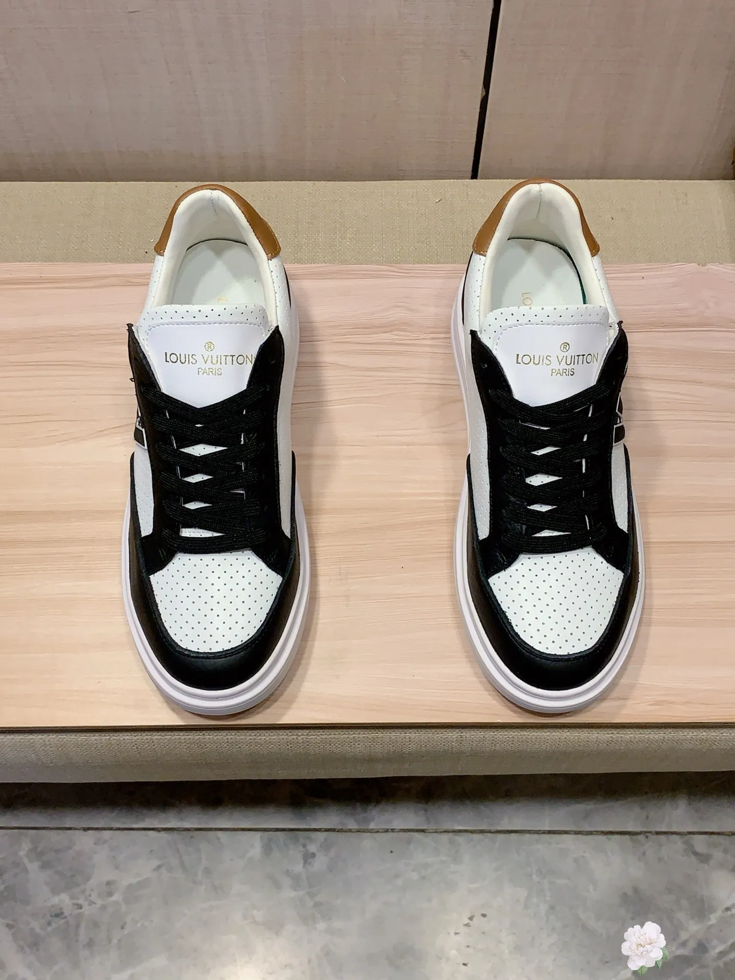 Men's Men's Shoes 💰420💰💰🎩🎩[Lightning][Lightning] "Lv*" The latest and most popular casual shoes, top brands [Seduce] Luxury ~ Purchasing Agency, Top ~ Quality. [Strong] The upper is made of imported breathable cowhide with material ➕ breathable sheepskin feet (•) and fine workmanship. Original stylish and stylish soft rubber wear-resistant and non-slip outsole, light and comfortable on the feet, the real thing looks better when taken in real life, 413: code: 38-44, 6️⃣ colors selected